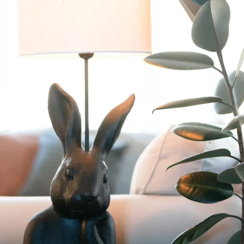 Lampfot kanin Svart Poly